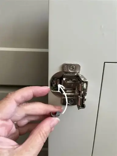 [HINGSEYSFCAS110] Hinge restrictor 